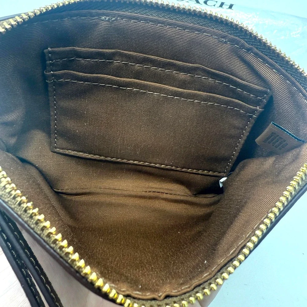 Coach‎ Signature Avary Wristlet Clutch Womens Small Brown PVC Leather Zip F58035